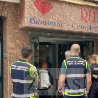 Operación policial en la calle Menacho de Badajoz