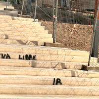 Nuevo acto vandálico en Badajoz: pintadas en las escaleras del Museo Arqueológico