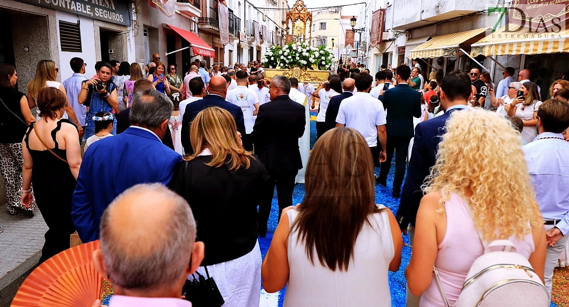 Arte efímero en San Vicente de Alcántara: el Corpus Christi llena las calles de color