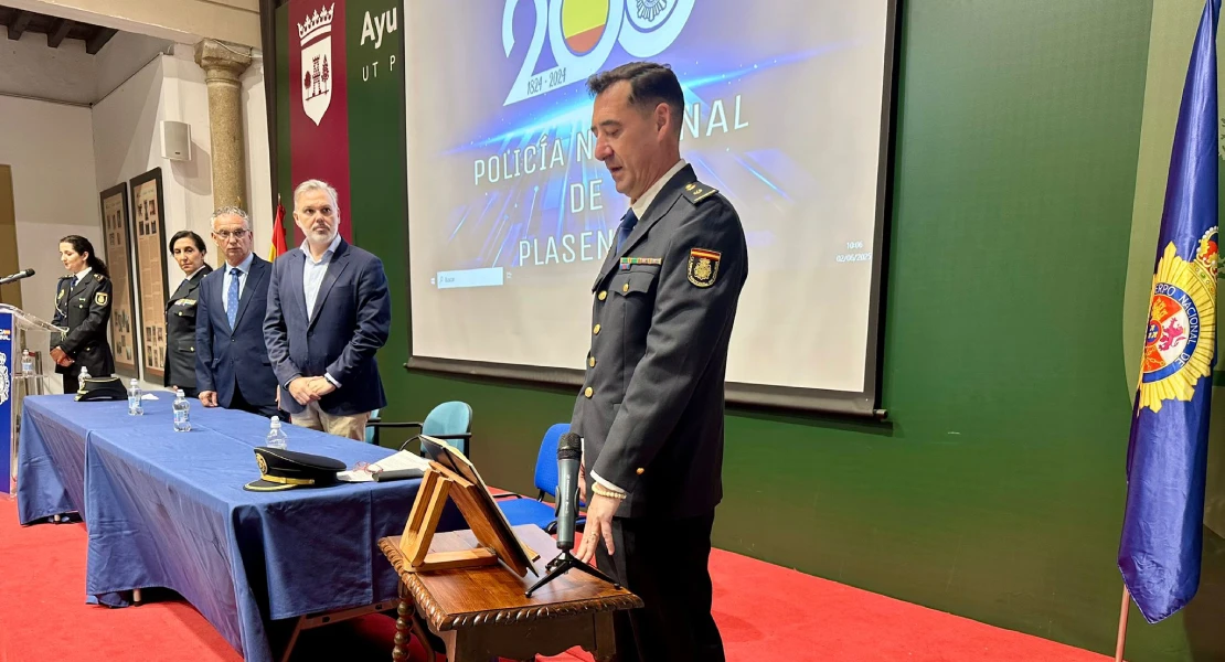 Toma posesión el nuevo jefe de la Policía Nacional en Plasencia: "Un ejemplo de entrega y servicio público"