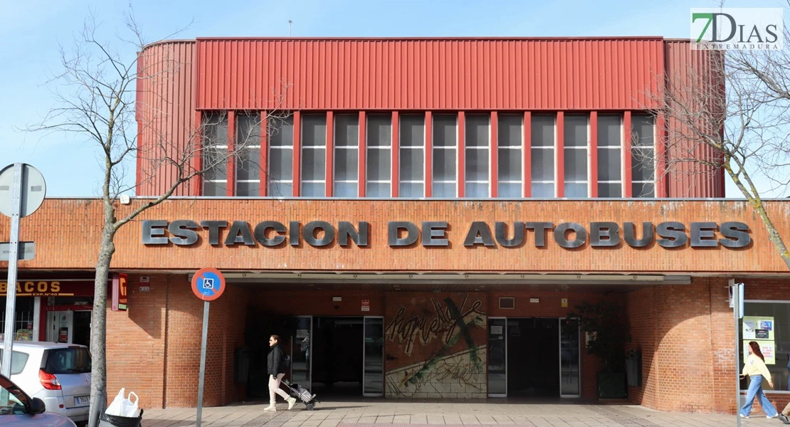 Extremadura abre el plazo para solicitar la tarjeta de transporte gratuito de 2025