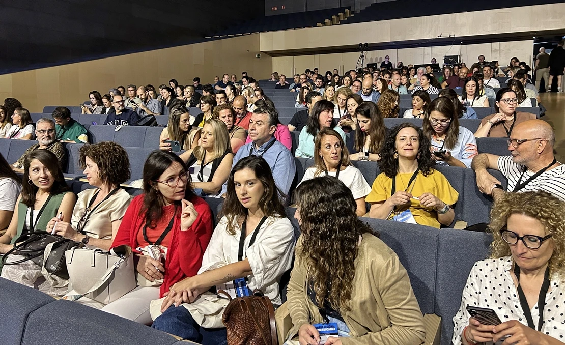Educación destina 81.163 € para el profesorado en actividades de formación permanente