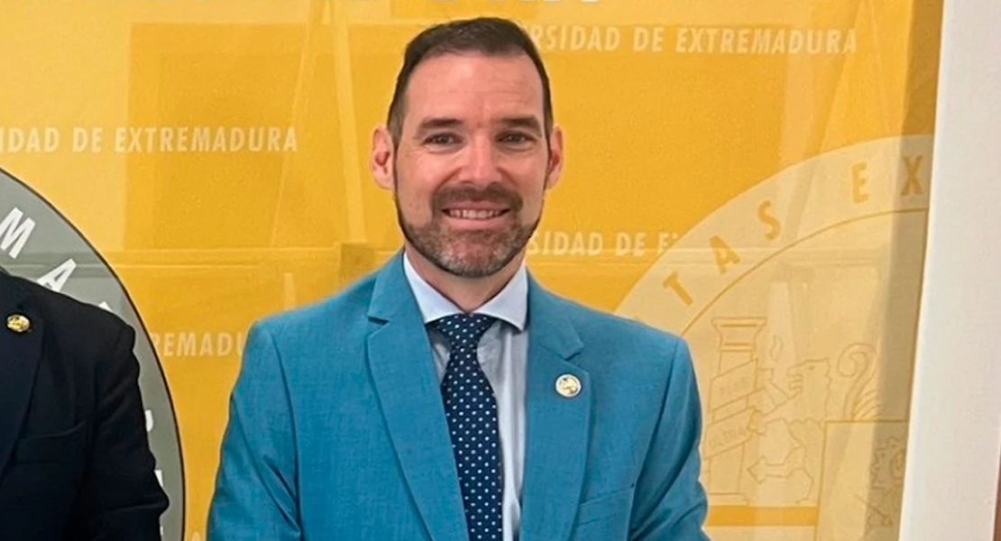 La comunidad universitaria vuelve a elegir a Daniel Martín tras su dimisión en Badajoz