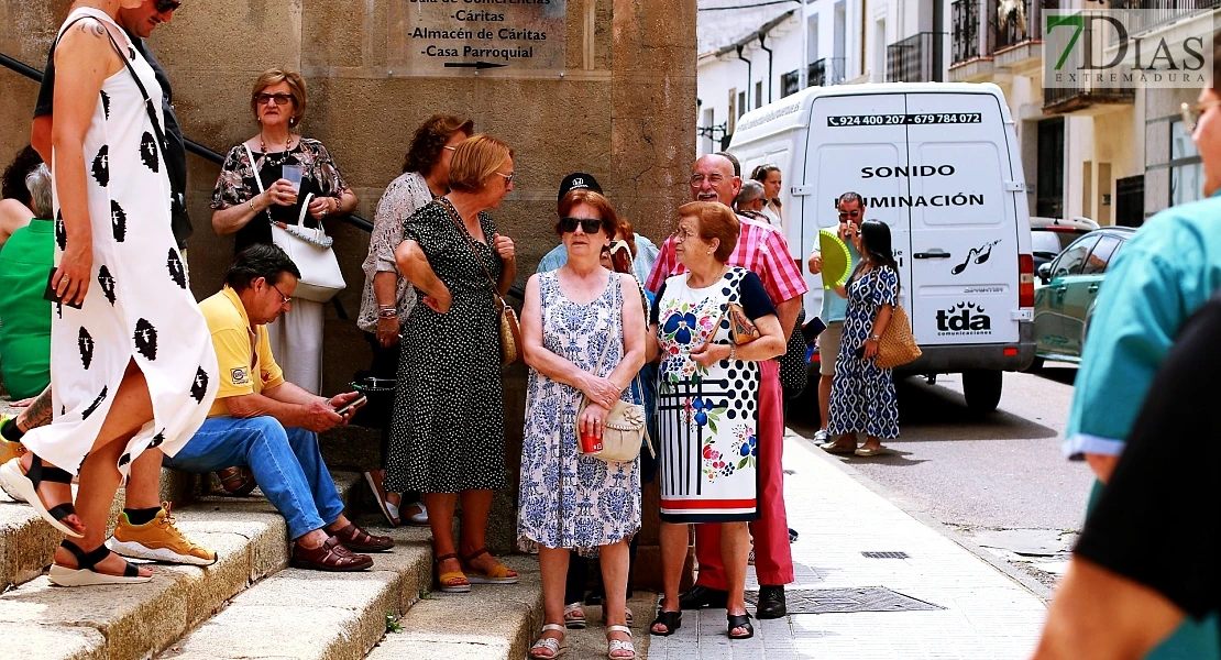 Arte efímero en San Vicente de Alcántara: el Corpus Christi llena las calles de color