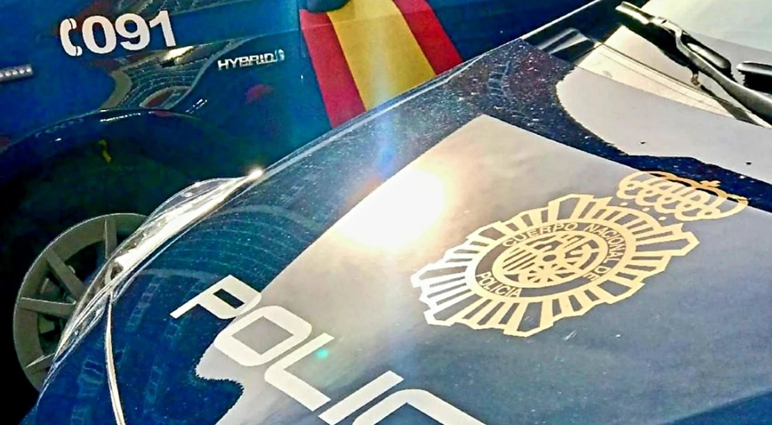 La Policía Nacional reanima a una mujer en plena vía pública en Badajoz