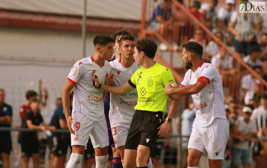 Todas las imágenes del playoff entre el Llerenense y el CD Badajoz