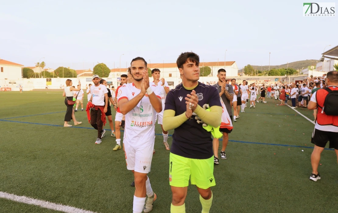 Todas las imágenes del playoff entre el Llerenense y el CD Badajoz