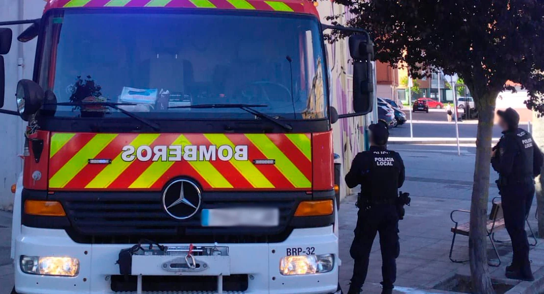 Una mujer amenaza con hacer explotar bombonas y desalojan a los vecinos