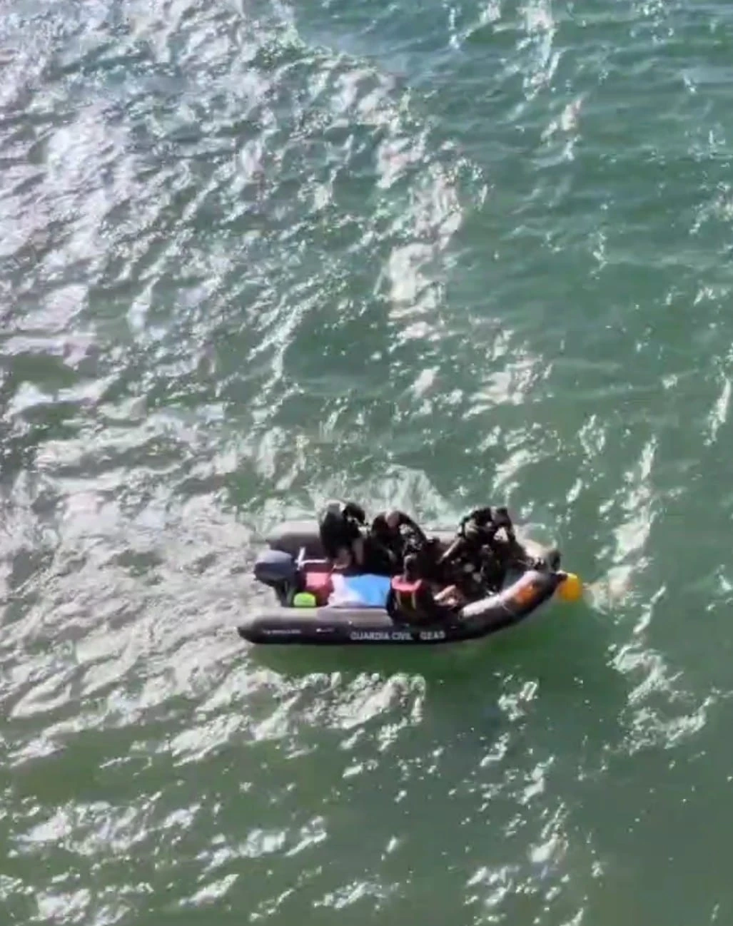 Especialistas del GEAS de Badajoz encuentran un cuerpo sin vida en un embalse