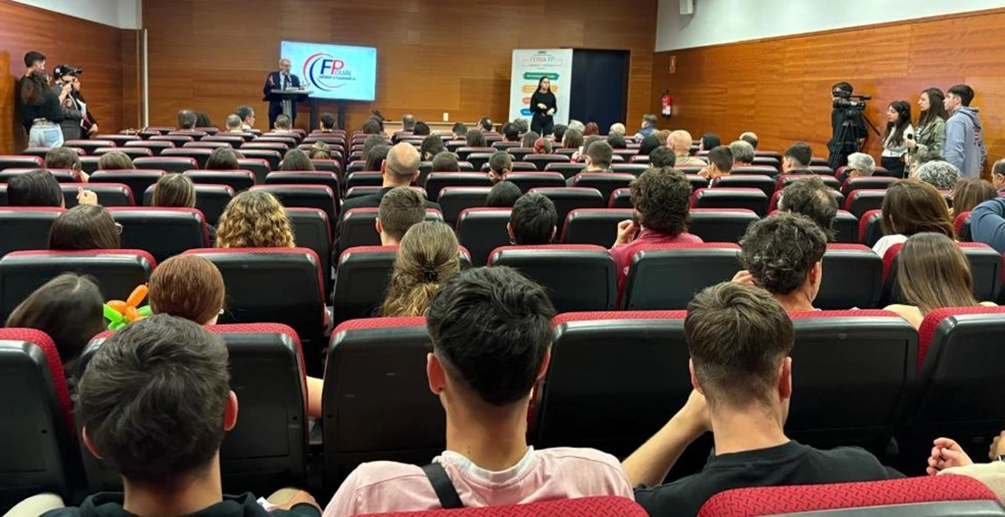 Admisión y matriculación en enseñanzas dirigidas a personas adultas para el curso 2025/2026