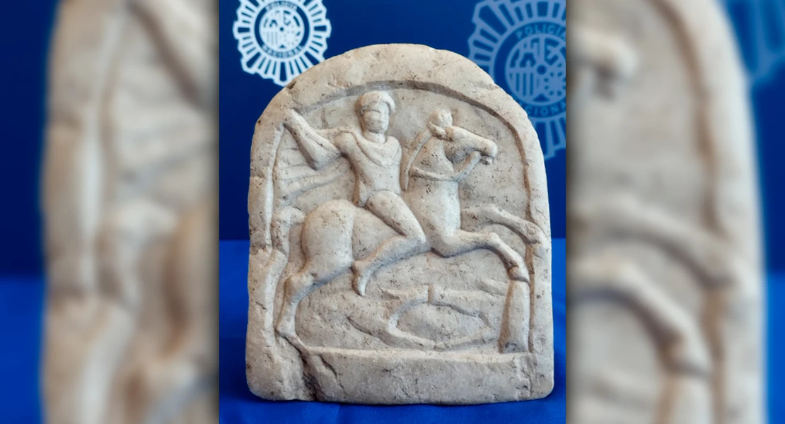 Una pieza del siglo II robada acaba en España y a la venta online