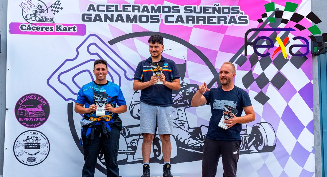 Podios reñidos y vueltas rápidas: el Karting Extremeño acelera en Torremocha
