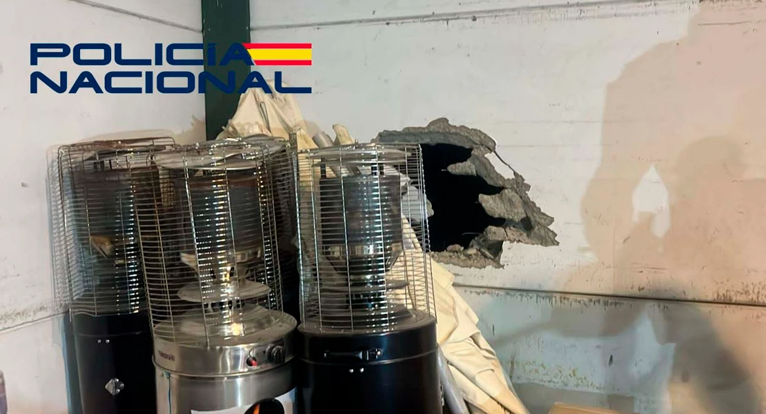 Así pilló la Policía Nacional a un hombre que robaba una nave en Mérida