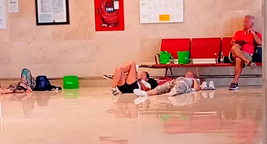 Indignación por la falta de aire acondicionado en el aeropuerto de Badajoz: "Es una vergüenza"