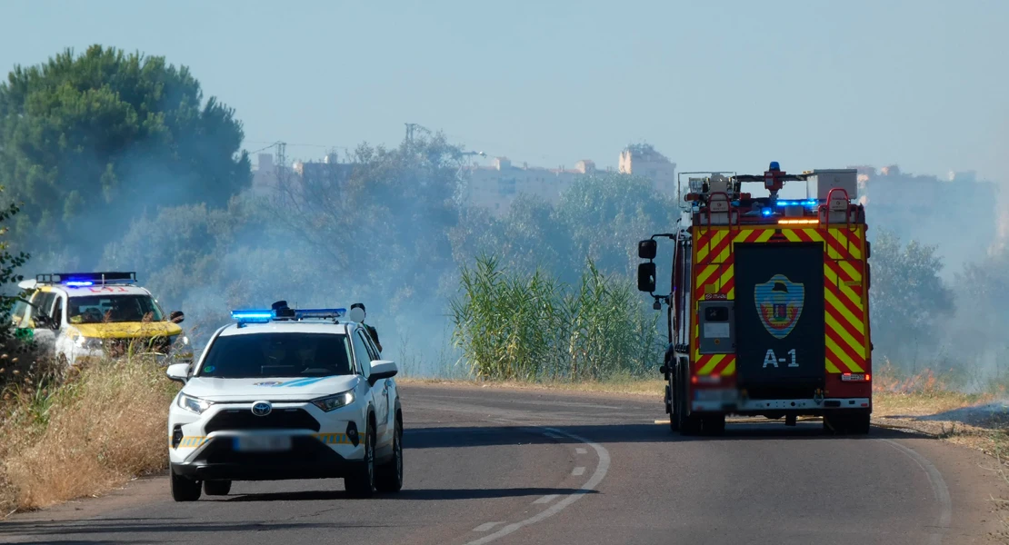 Estabilizado el incendio forestal en Badajoz tras más de cinco horas de lucha contra el fuego