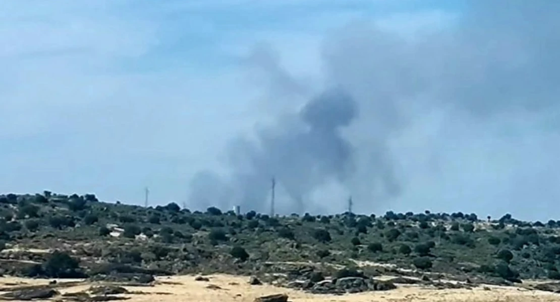 Un nuevo incendio forestal en Trujillo obliga a activar el nivel 1 de peligrosidad