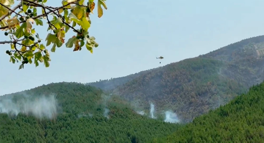 El incendio de Las Hurdes sufre reactivaciones: “Trabajaremos durante días”