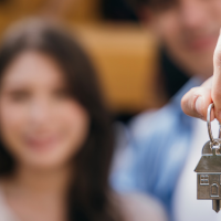 Más de 10 M € para facilitar el acceso a la vivienda a 900 jóvenes extremeños