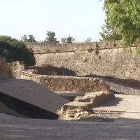 Amigos de Badajoz critica la restauración del Camino Cubierto: "Nada que celebrar"