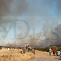 Un incendio de grandes dimensiones cerca de Extremadura arrasa varios pueblos portugueses