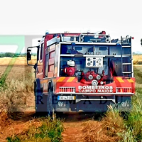 Un incendio forestal en Portugal cubre de humo Badajoz y sus pedanías
