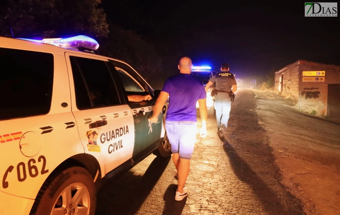 Las imágenes del desalojo por el incendio de Jarilla en Extremadura