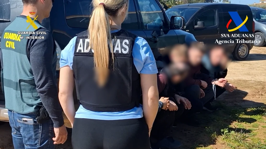 Liberadas 18 personas que trabajaban en condiciones infrahumanas en dos fábricas