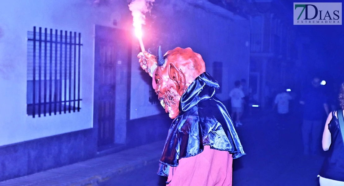 El terror invade Valverde de Leganés: miles de personas disfrutan La Fuga de la Diabla