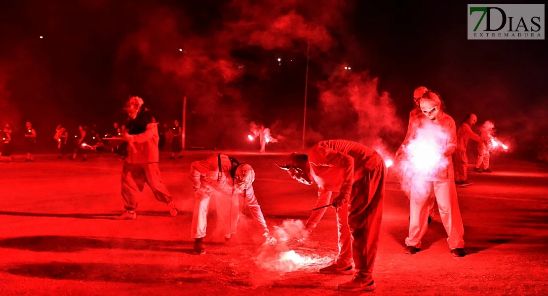 El terror invade Valverde de Leganés: miles de personas disfrutan La Fuga de la Diabla