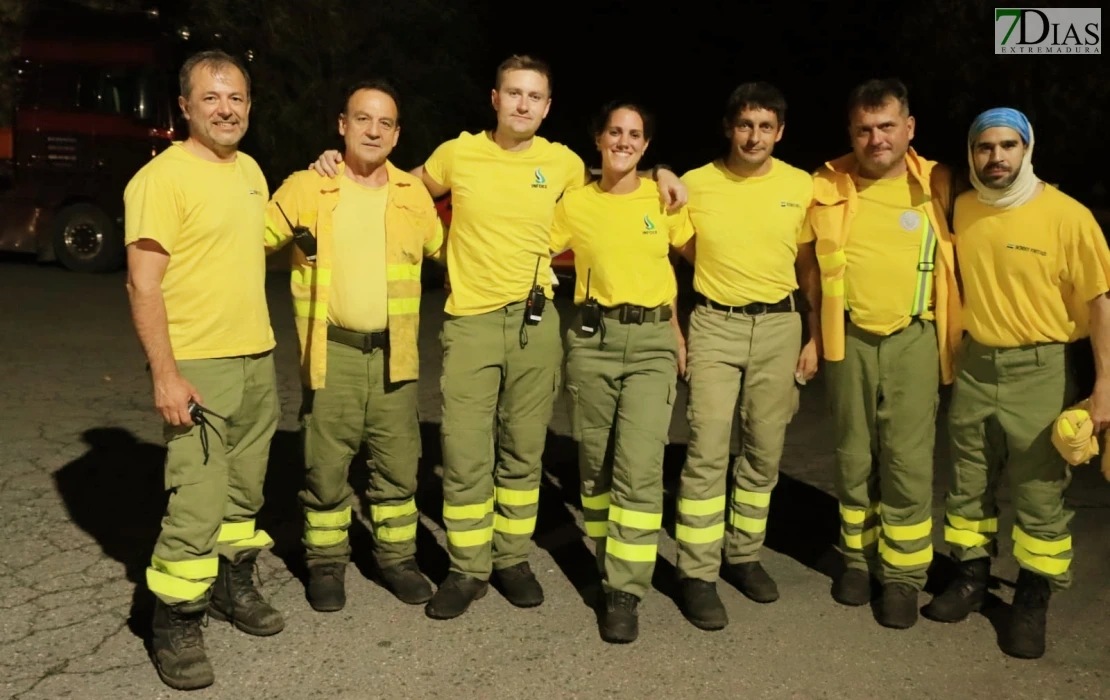 Las imágenes del desalojo por el incendio de Jarilla en Extremadura