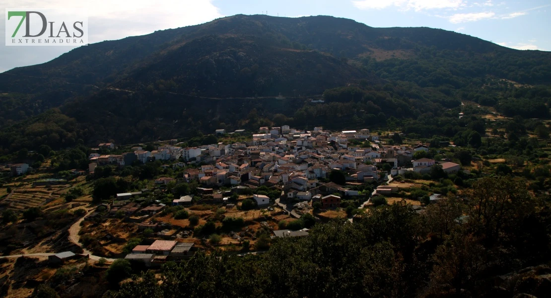 Así se encuentra uno de los pueblos afectados por el incendio de Jarilla: "Volverás a florecer"