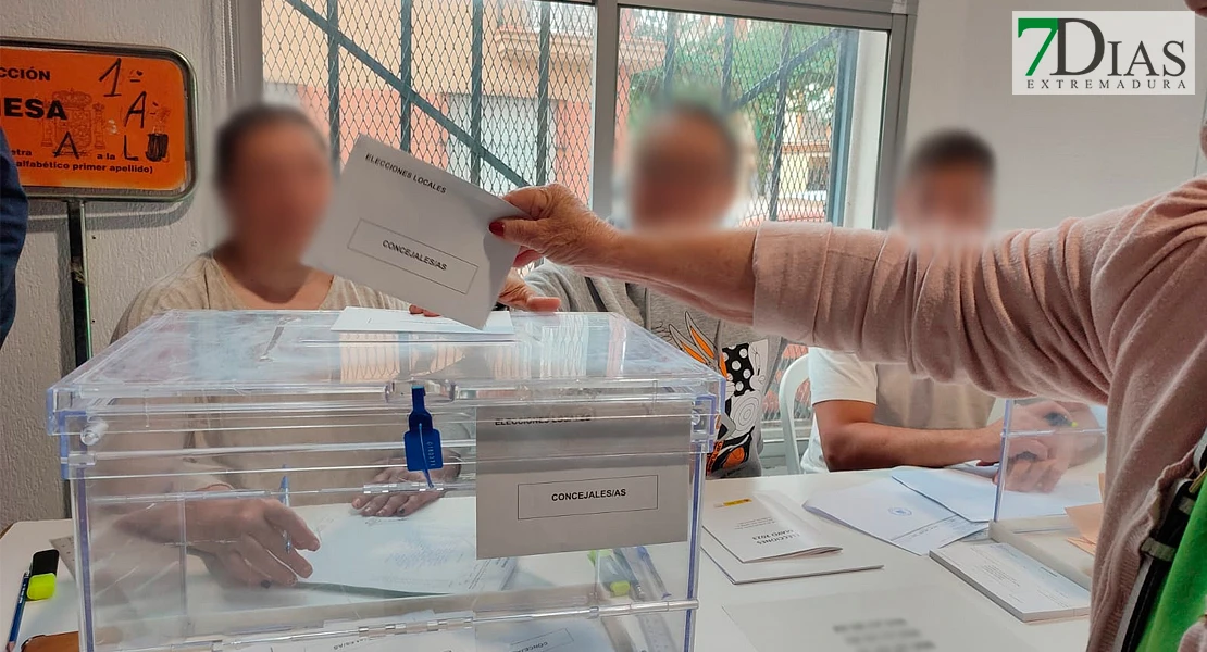 OPINIÓN: La culpa de que hayan falseado currículums es del pueblo