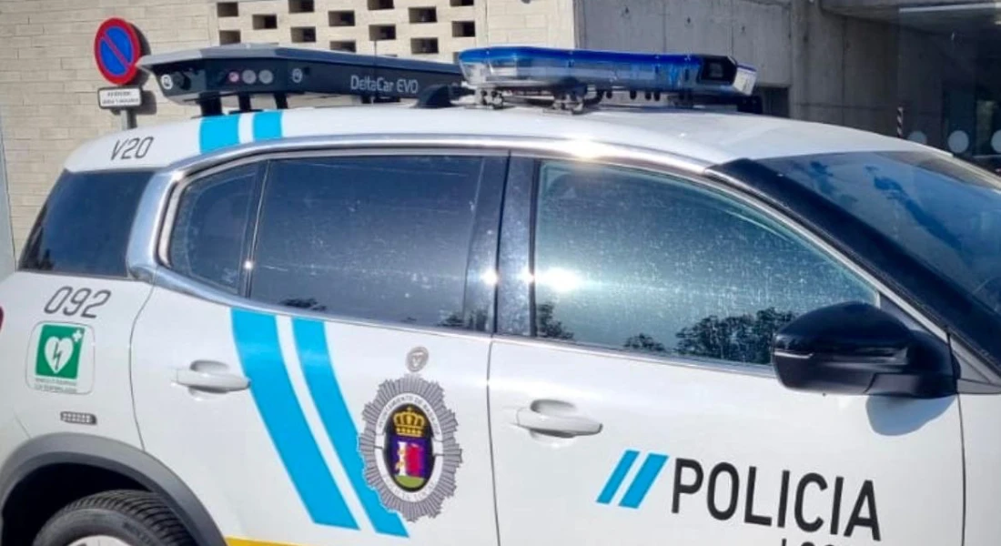 Llega el DeltaCar a Badajoz: multará a los coches en doble fila y mal aparcados