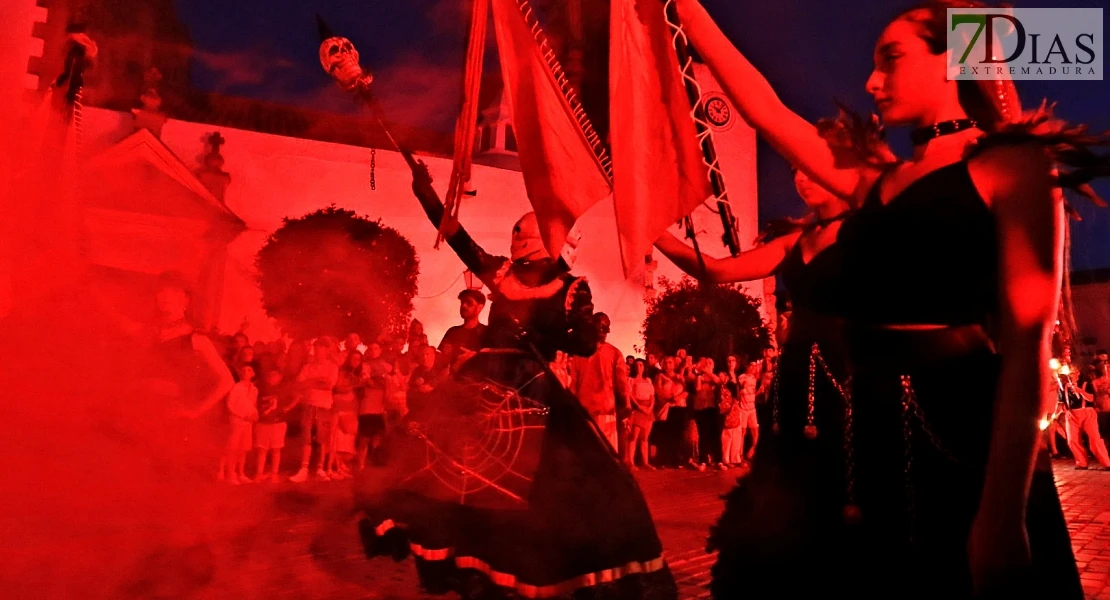 El terror invade Valverde de Leganés: miles de personas disfrutan La Fuga de la Diabla