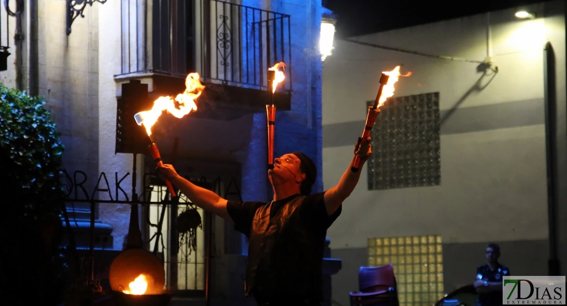 San Vicente de Alcántara llena sus calles de actividades durante La Noche en Blanco
