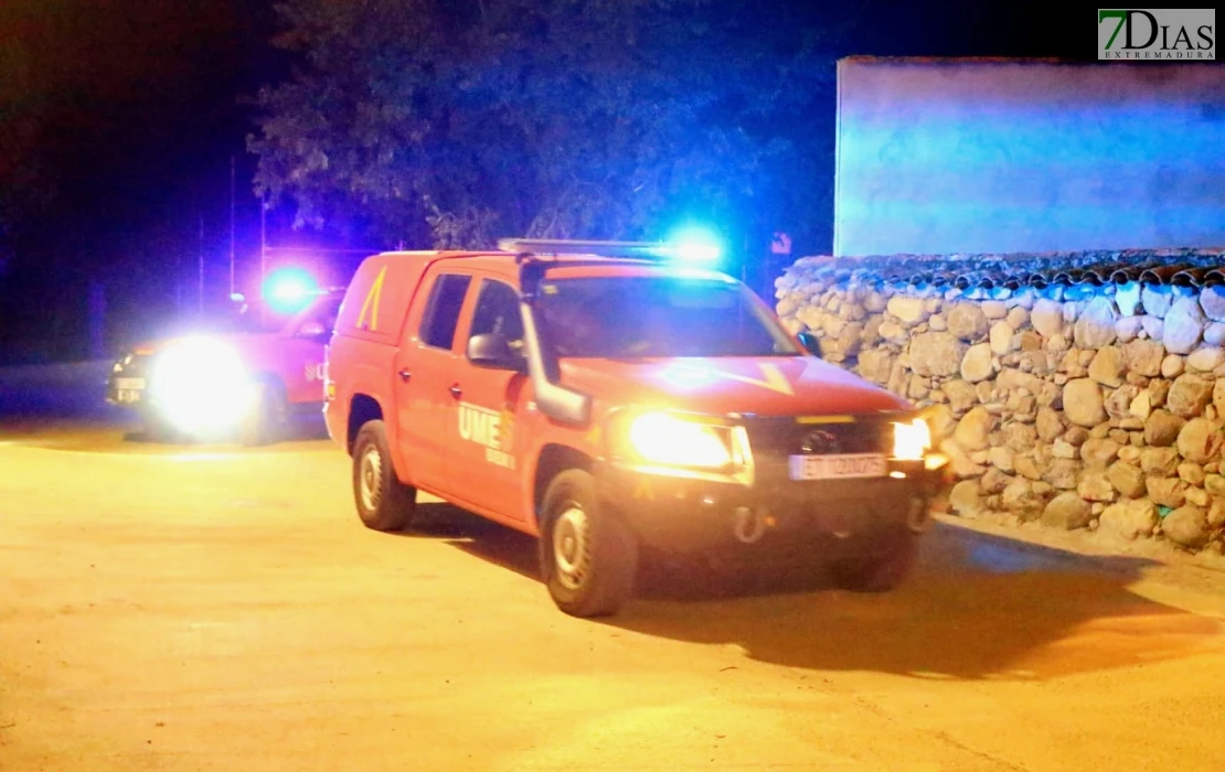 El incendio entra en Castilla y León: preocupan dos pueblos extremeños