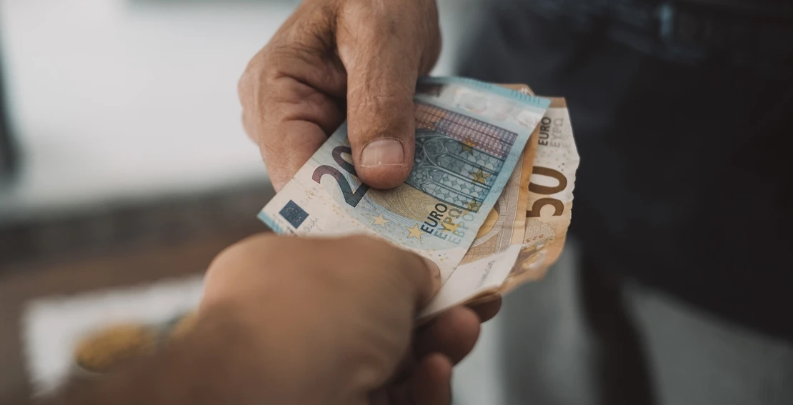 Los comercios que no acepten efectivo serán sancionados