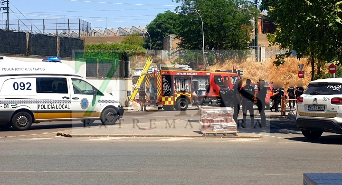 Se empotra con un camión contra un túnel en Badajoz