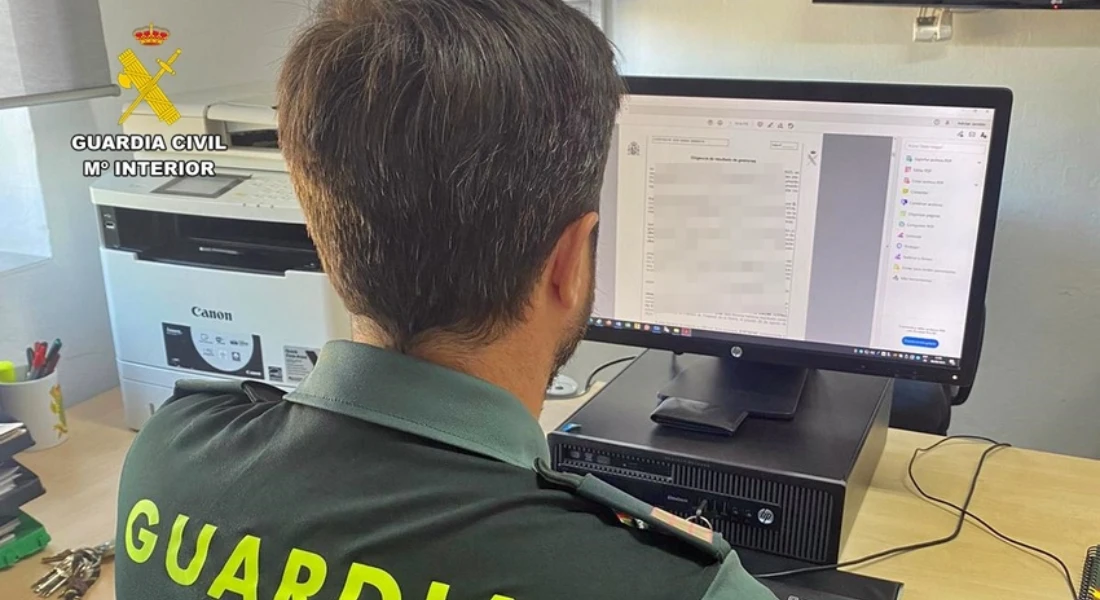 Investigan a un empleado del servicio postal en Extremadura por robar más de 50 paquetes para venderlos