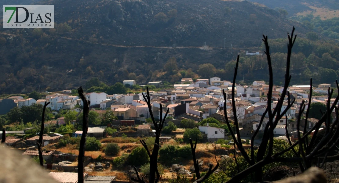 Así se encuentra uno de los pueblos afectados por el incendio de Jarilla: "Volverás a florecer"