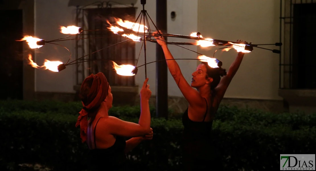 San Vicente de Alcántara llena sus calles de actividades durante La Noche en Blanco