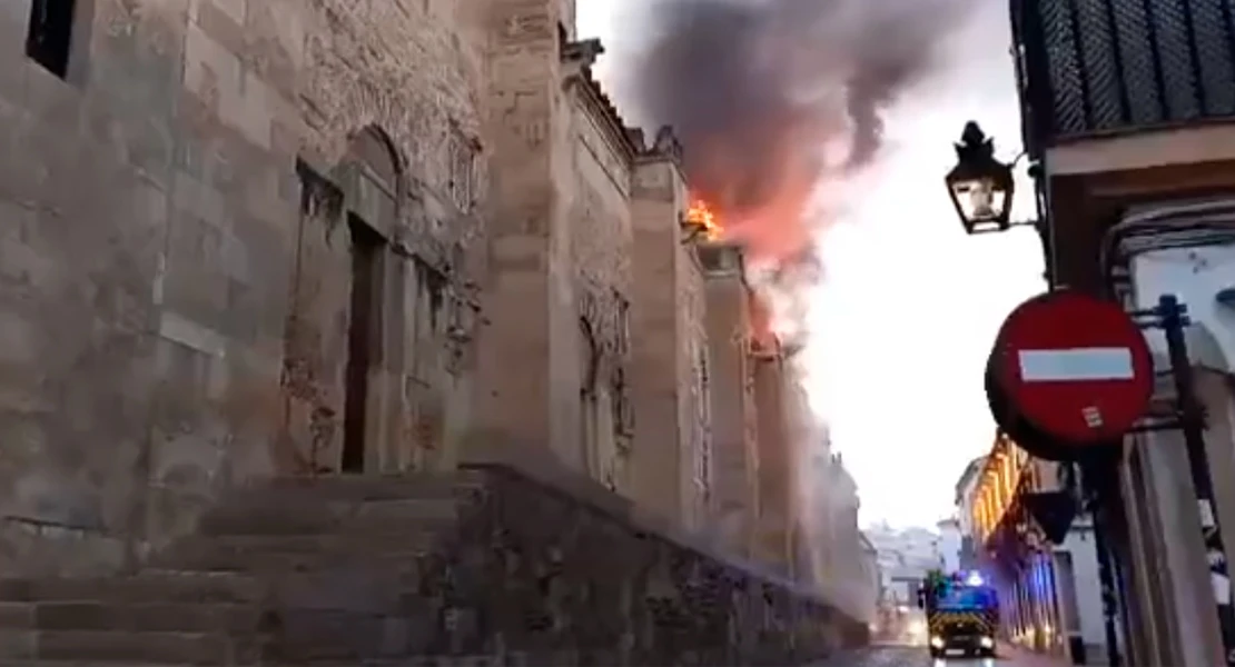 Declaran un incendio en la Mezquita de Córdoba