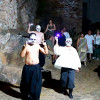 Cientos de visitantes acompañan a la Zaragutía Mora de Alconchel hasta su castillo
