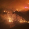El incendio entra en Castilla y León: preocupan dos pueblos extremeños