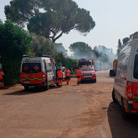 Investigan el hallazgo de varias bombonas de oxígeno tras el incendio en Badajoz