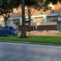 Una rotura de tubería inunda una zona de María Auxiliadora en Badajoz