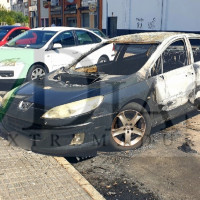 Nuevo incendio de turismo esta madrugada en Badajoz