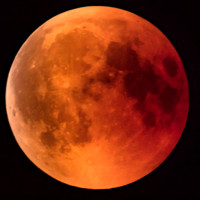 Dónde ver la Luna de la Cosecha y el eclipse lunar total en Badajoz
