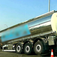 Se suelta la cabeza tractora de un camión en Plasencia mientras circulaba