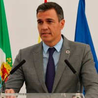 Pedro Sánchez visitará Extremadura para conocer la evolución del incendio de Jarilla